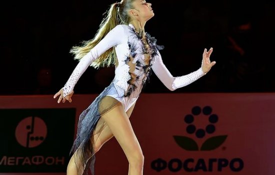 Александра Солдатова: откровенные фото в купальнике