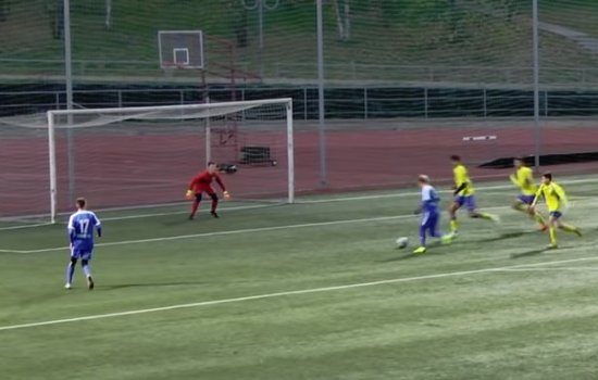 В «Чертаново» нашли 13-летнего гения футбола: гол в стиле Марадоны (Видео)