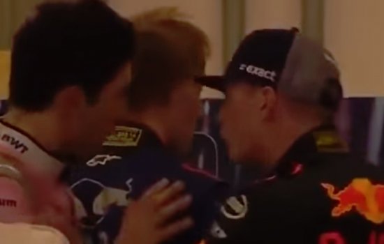 Гонщик Формулы-1 Макс Ферстаппен едва не подрался с Оконом (Видео)