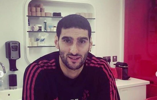 Футболист «Манчестер Юнайтед» Маруан Феллайни распрощался с «кудрявой» головой (Инстаграм)