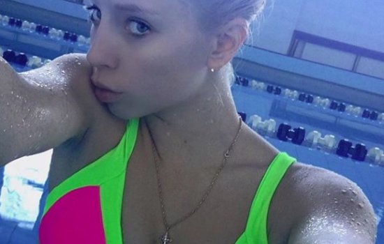 Яна Кудрявцева: откровенные фото в купальнике (Инстаграм)