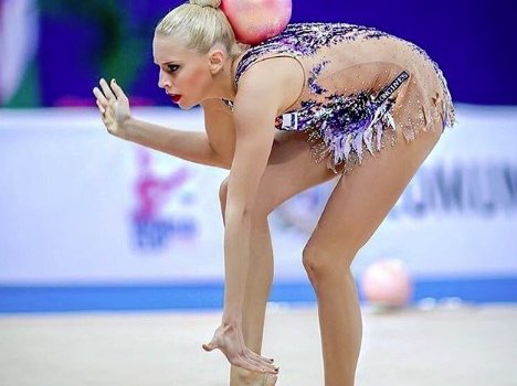 Яна Кудрявцева: откровенные фото в купальнике (Инстаграм)