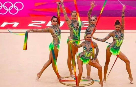 Каролина Севастьянова: горячие фото в купальнике