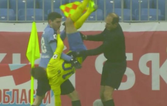 Карасев показал 4 красные карточки в матче Крылья Советов - Ростов: голы, обзор (Видео)