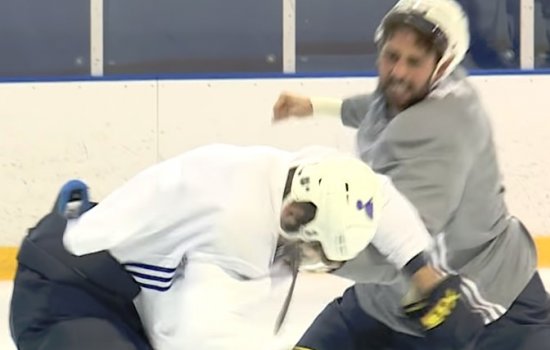 Два игрока «Сент-Луиса» устроили «мордобой» на тренировке (Видео)