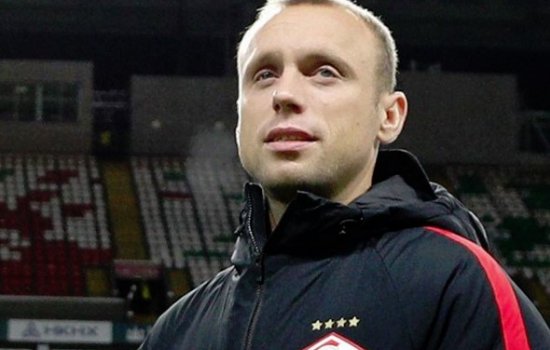 Жена Дениса Глушакова обвинила футболиста в угрозе убийством