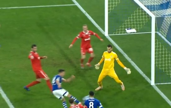 Локомотив из-за Гильерме проиграл и занял последнее место в группе: гол, обзор матча (Видео)