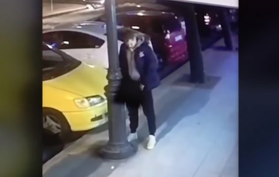 Молодой хоккеист «Тайфуна» справил нужду прямо в центре города (Видео)