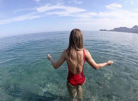 Дарья Самохина: фото в купальнике