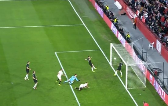 Рамирес глупо удалился и едва не «похоронил» Краснодар: голы, обзор матча (Видео)