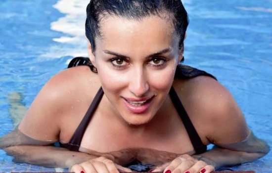 Тина Канделаки: фото в купальнике