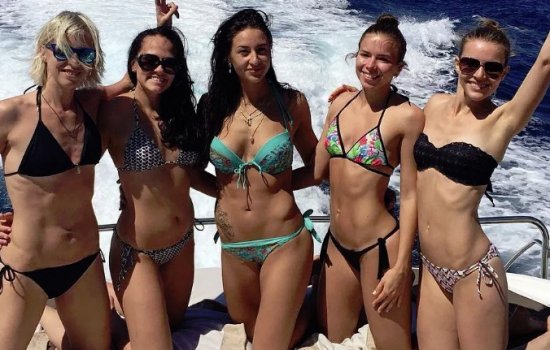 Яна Егорян: фото в купальнике (Инстаграм)