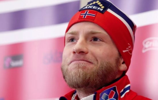Норвежец Сундбю назвал Устюгова единственным «нормальным» российским лыжником