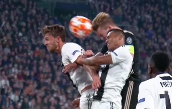 «Аякс» выбил «Ювентус» из Лиги чемпионов и вышел в полуфинал