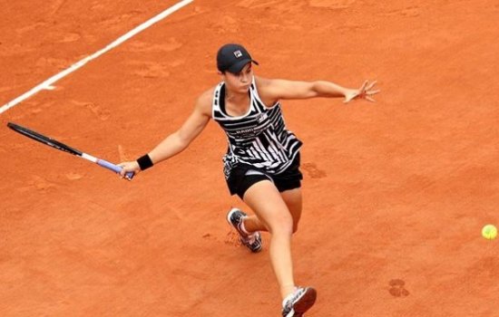 Барти обыграла Кенин и вышла в 1/4 финала «Ролан Гаррос»