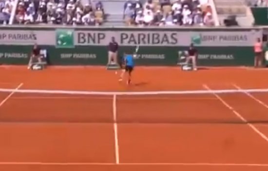 Доминик Тим выполнил лучший удар турнира и победил Монфиса