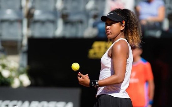 Наоми Осака не смогла ответить на все вопросы теннисного теста