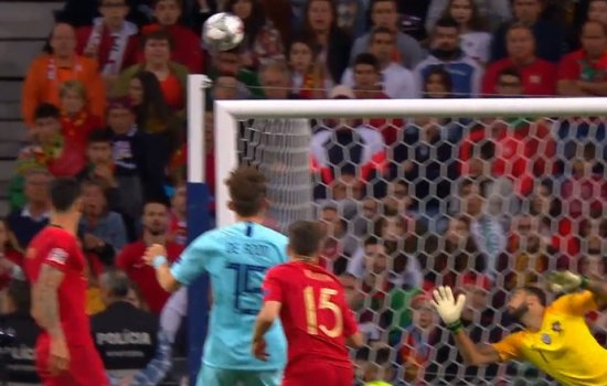 Португалия победила сборную Нидерландов и досрочно вышла на ЧЕ-2020