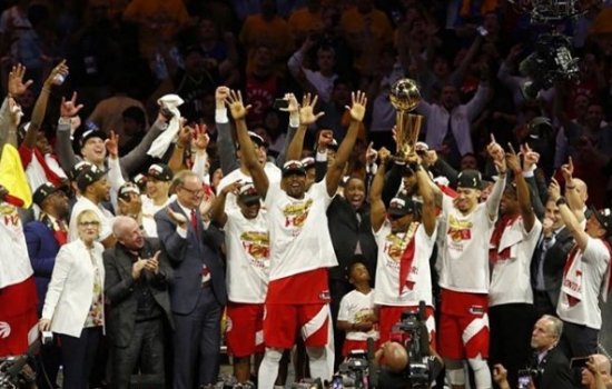 «Торонто» впервые в истории стал чемпионом НБА