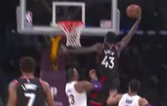 ТОП-10 моментов Паскаля Сиакама в НБА 2018-19