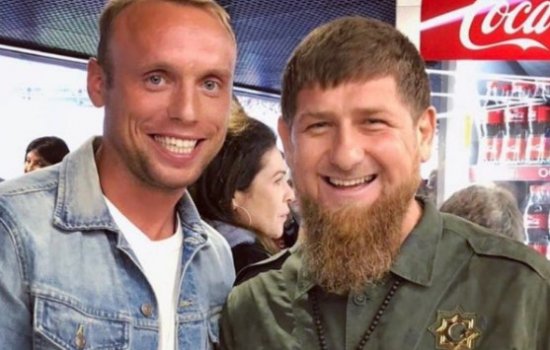 Глушаков официально перешел в «Ахмат»