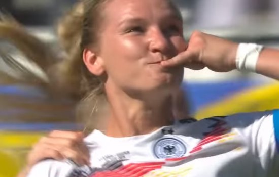 Германия - Швеция: по какому каналу смотреть матч 1/4 финала женского ЧМ по футболу