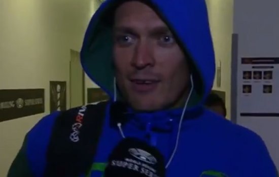 Александр Усик поразил всех «знанием» английского (Видео)