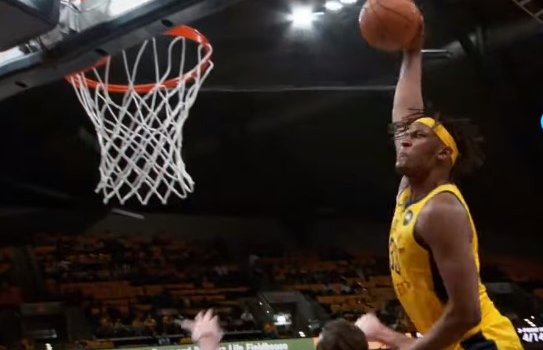 ТОП-30 данков НБА 2018-19 (Видео)