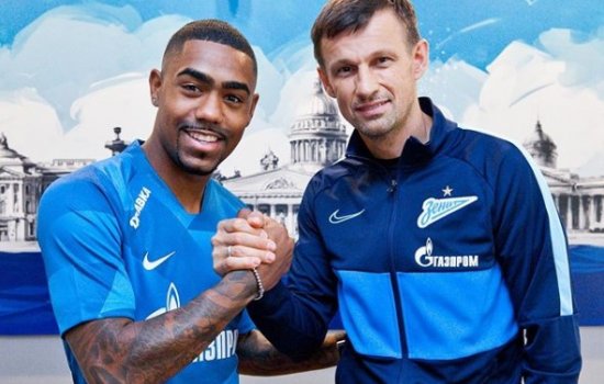 Малком официально перешел из «Барселоны» в «Зенит»