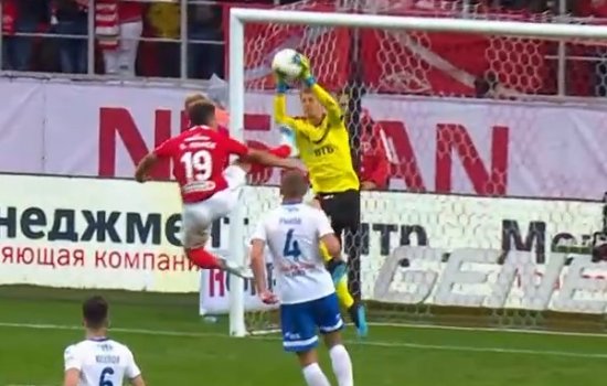 «Спартак» в меньшинстве сделал ничью с «Динамо» (Обзор)