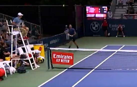 Фелисиано Лопес допустил курьезную ошибку, поймав мяч из аута (Видео)