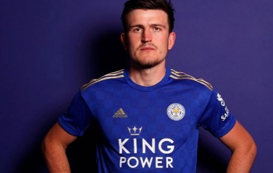 Британские фанаты нашли среди стюардов двойника Магуайра (Видео)