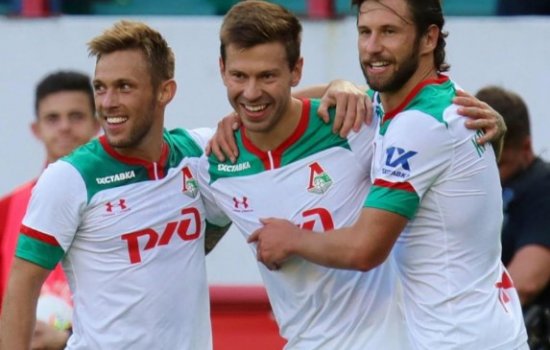 «Локомотив» разгромил дома «Урал» и вышел на 2-е место (обзор голов)