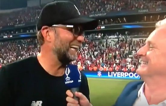Клопп отметил вратаря Адриана, прокричав его имя в интервью (Видео)