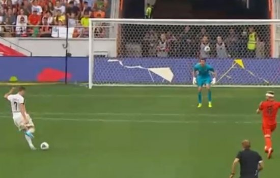 Соболев вышел в лидеры гонки бомбардиров РПЛ - супергол в ворота «Урала» (Видео)