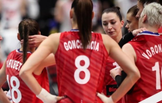 Женская сборная России проиграла США на Кубке мира по волейболу