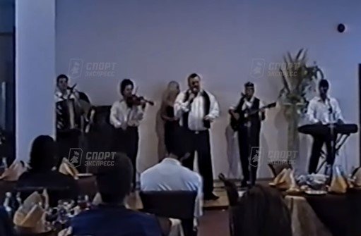 Романцев готовил сборную к ЧМ-2002 с помощью песен Михаила Круга (Видео) Романцев готовил сборную к ЧМ-2002 с помощью песен Михаила Круга (Видео)