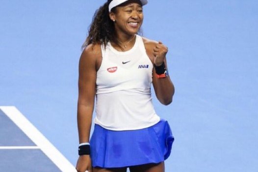 Осака выиграла турнир в Китае, одолев в 3-х сетах Барти