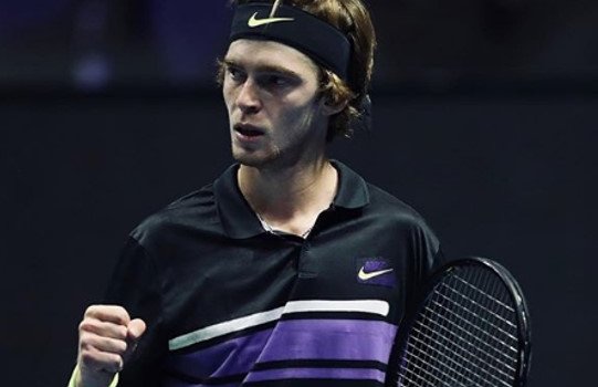 Андрей Рублев вышел во 2-й круг турнира в Шанхае