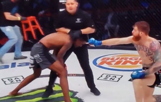 Маркус Сурин пытался продолжить бой после удушающего приема (Беллатор)