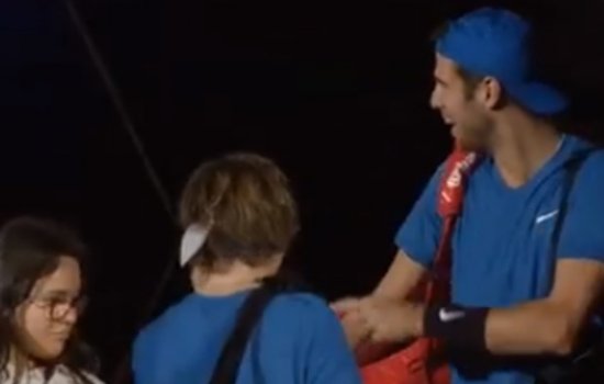 Хачанов и Рублев забыли взять детей во время выхода на финальный матч (Видео)