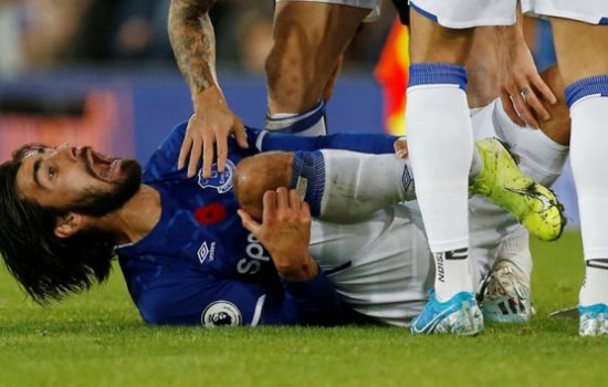 Сон Хын Мин сломал Гомешу ногу - прямая красная (Видео)