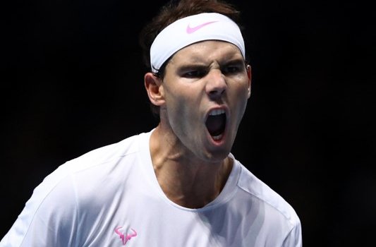 Надаль дожал в 3-х сетах Циципаса и досрочно выбил Медведева с итогового турнира ATP