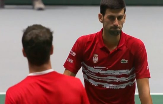 Джокович победил Хачанова и сравнял счет в матче на Кубке Дэвиса