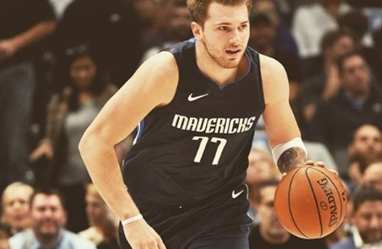 Дончич набрал 30 очков, его «Даллас» уничтожил дома «Кливленд»