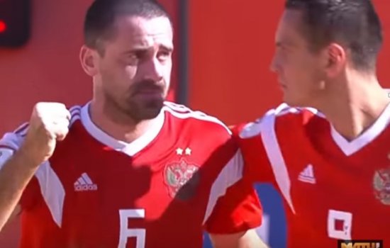 Россия - Италия: по какому каналу трансляция 1/2 финала ЧМ по пляжному футболу