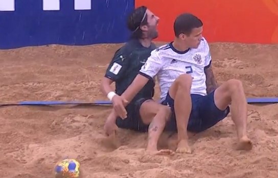 Россия проиграла Италии в 1/2 финала ЧМ по пляжному футболу