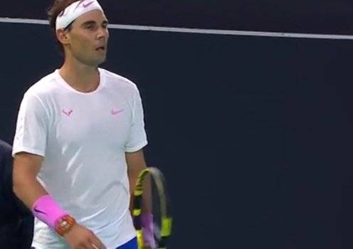 Надаль разгромил Хачанова на турнире в Абу-Даби