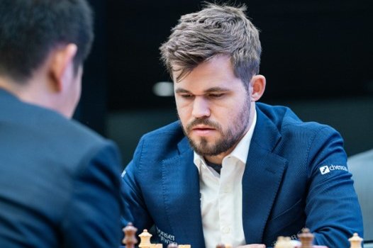 Карлсен выиграл шахматный чемпионат мира по рапиду Карлсен выиграл шахматный чемпионат мира по рапиду