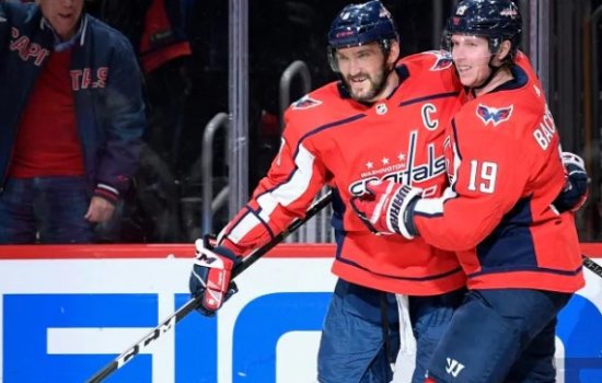 Овечкин 15 лет подряд забивает минимум 25 шайб (Видео)